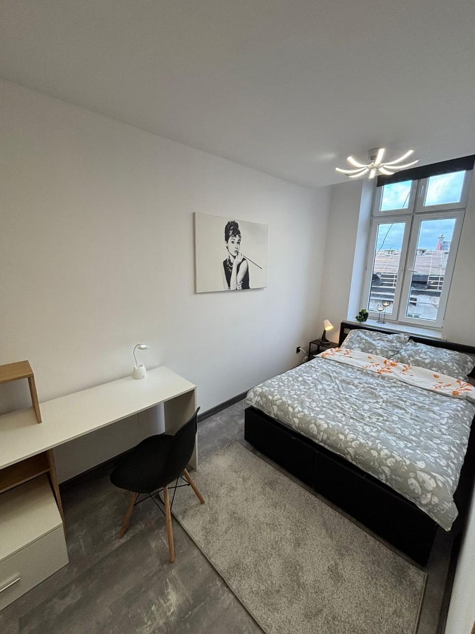 Bed, Bedroom