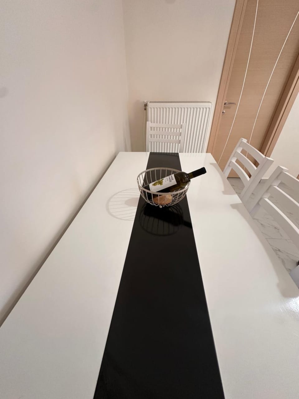 Food and drinks, Dining area