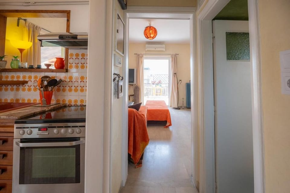 Kitchen or kitchenette, oven, stove