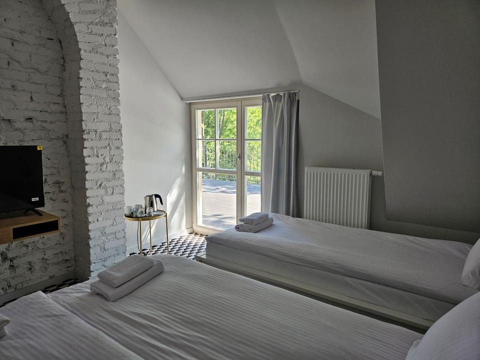 Perłowy Dworek Bed and Breakfast in Pomeranian Voivodeship