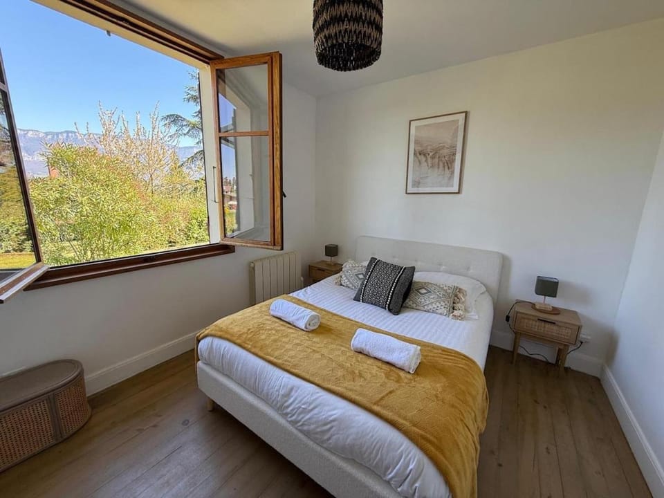 La petite maison dans la prairie Villa in Auvergne-Rhône-Alpes