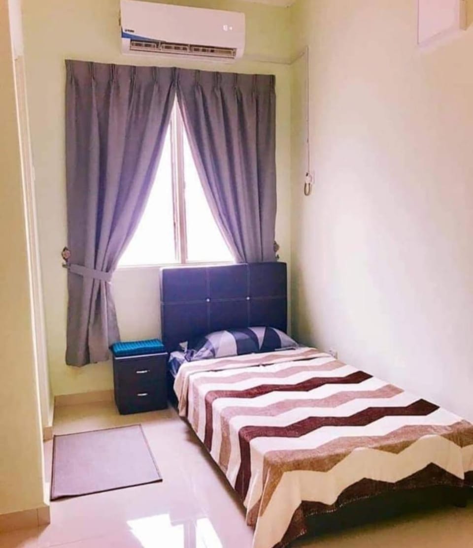 Homestay Tok Wan Puchong Utama Apartment in Subang Jaya