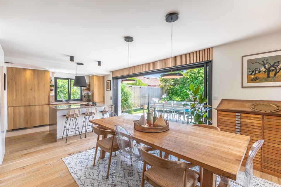 Kitchen or kitchenette, Other, Dining area