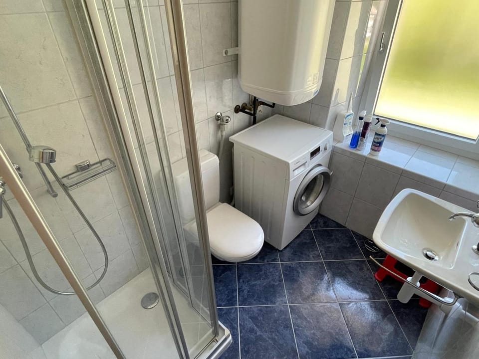 Bathroom, washing machine, dryer