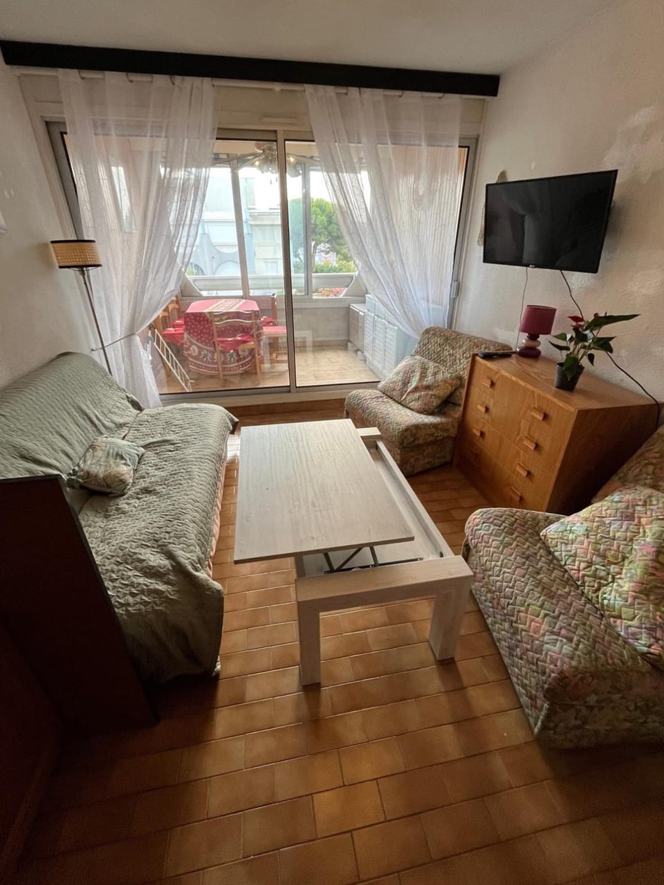 Les Floralies 2, 40 m2, 1 Chambre, Climatisation, dans résidence avec 2 piscines Apartment in Le Grau-du-Roi