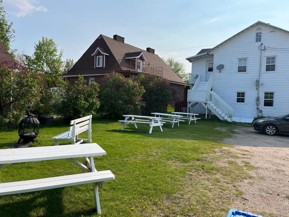 Auberge Lac-Saint-Jean Apartment in La Tuque