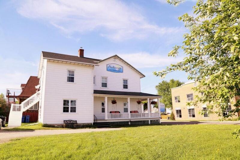 Property building, Day