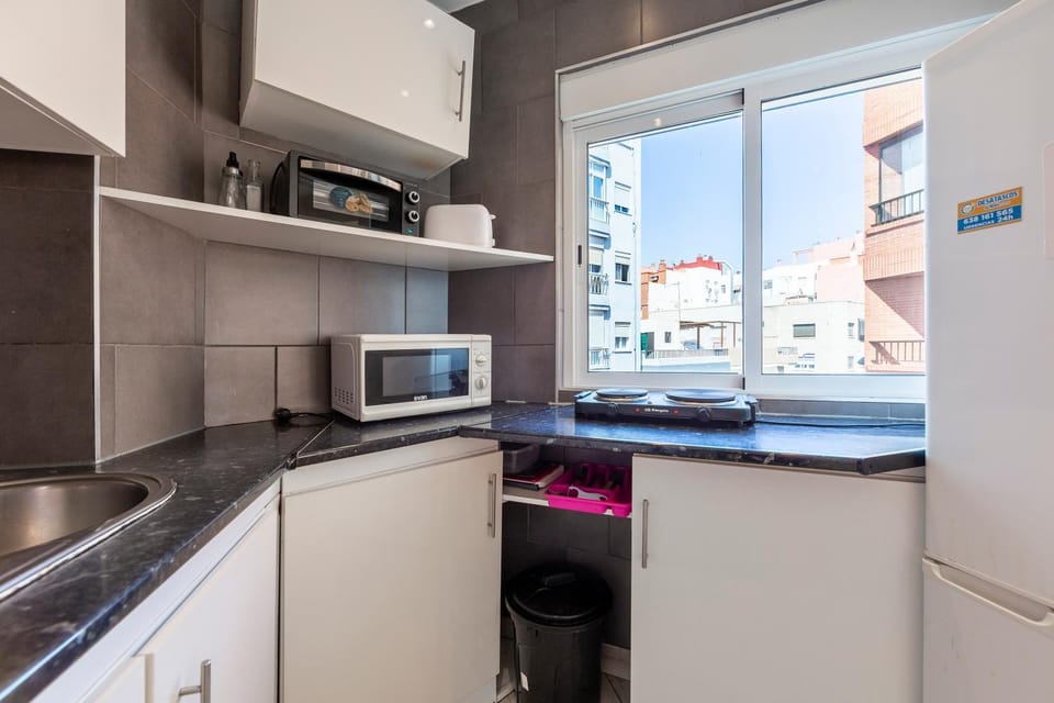 Kitchen or kitchenette, Living room