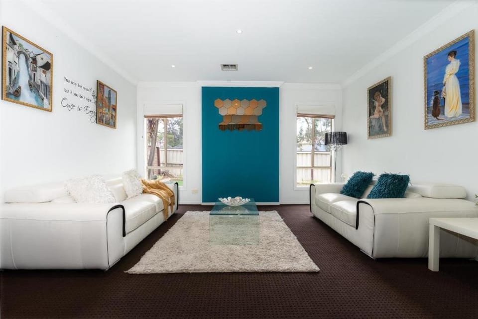 Haven Home Art Spring House in Berwick