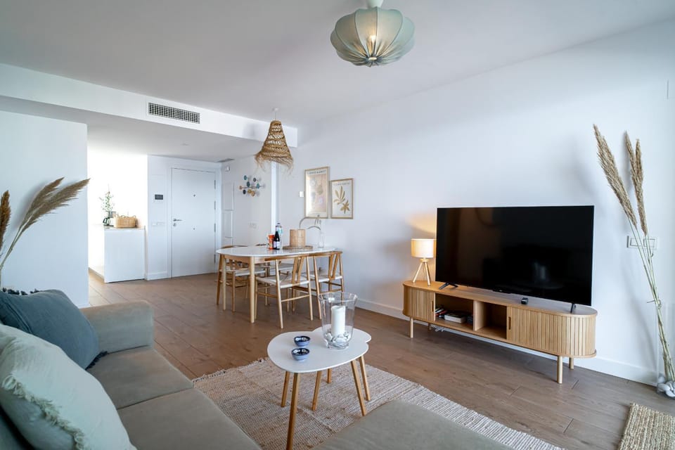 TV and multimedia, Living room, Dining area