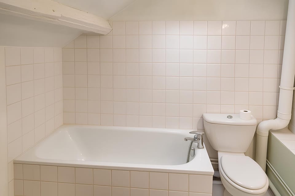 Bathroom, Bath