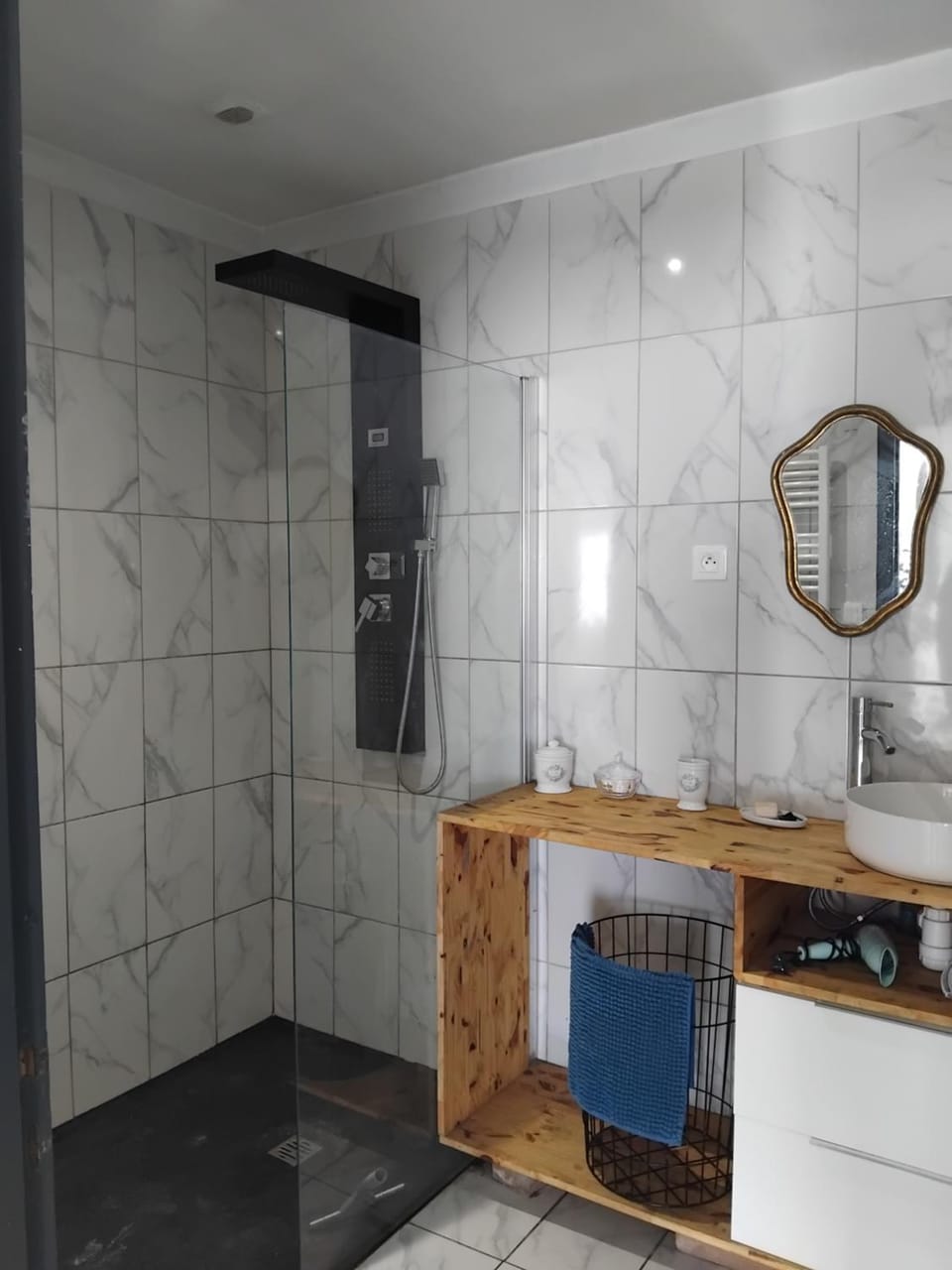 Grand appartement Apartment in Nouvelle-Aquitaine