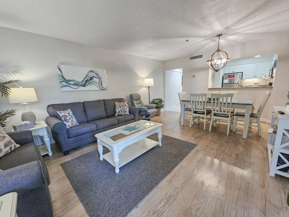 Serene 2 bed, 2 bath lodge, with amenities, 101AC lodge Nature lodge in South Carolina