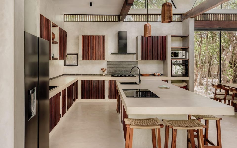 Kitchen or kitchenette