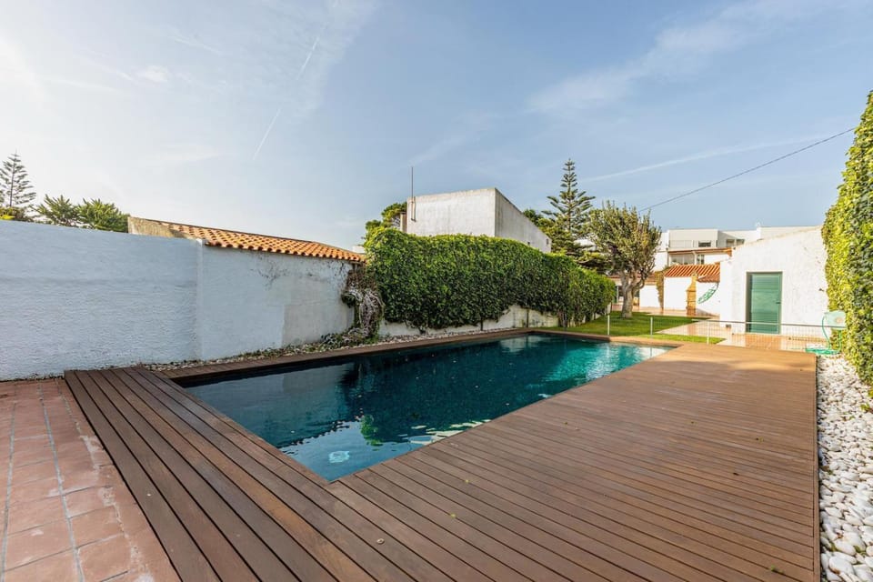 Villa Colares Retreat, Pool, Beach, Sintra House in Lisbon District
