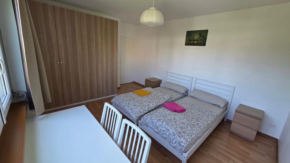 Bedroom, wardrobe