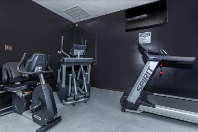 The Davis 717 I Comfy and Spacious 1 Bed 1 Bath Apartment in Huntsville