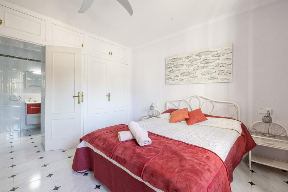 Living room, Bedroom