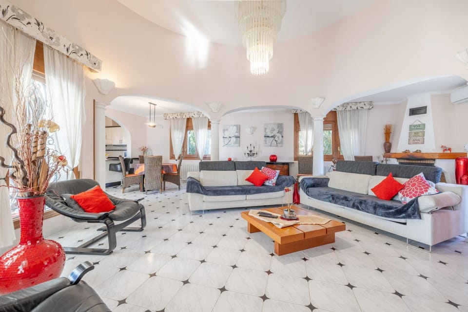 Property building, Living room