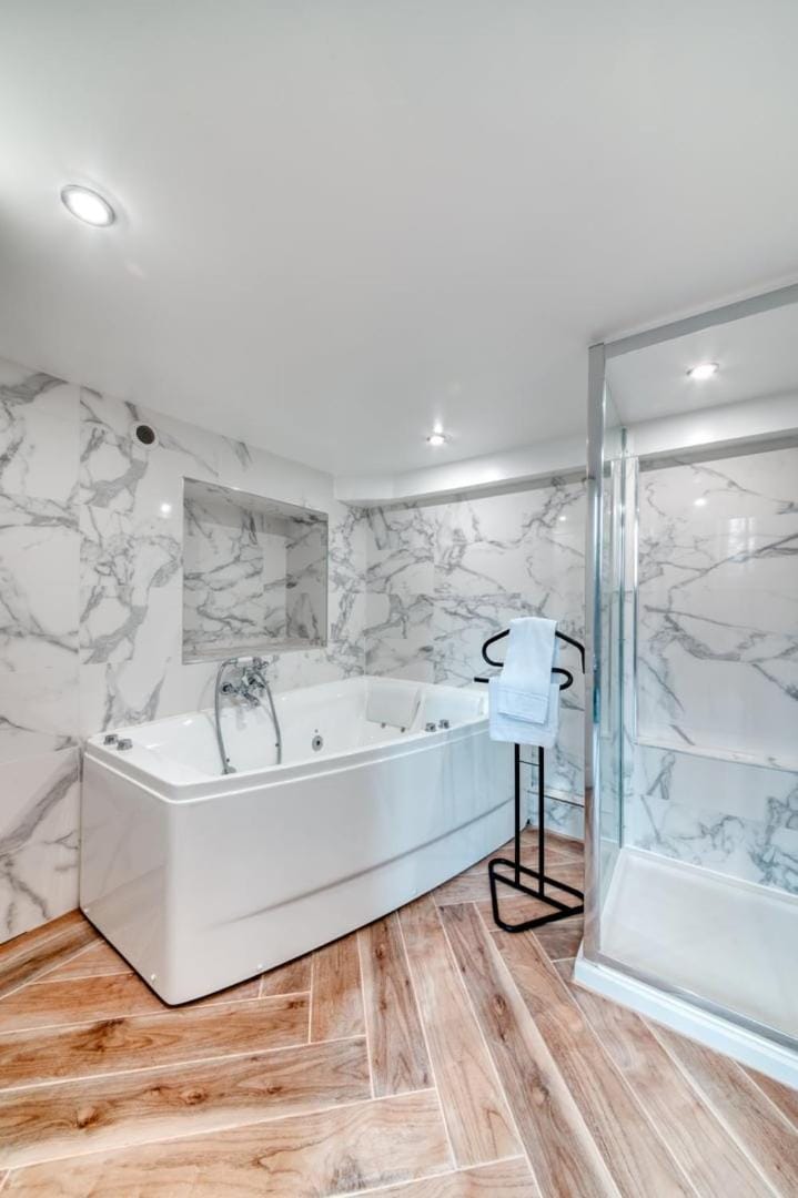 Le Pouteau charme authentique 2 chambres Apartment in Lyon