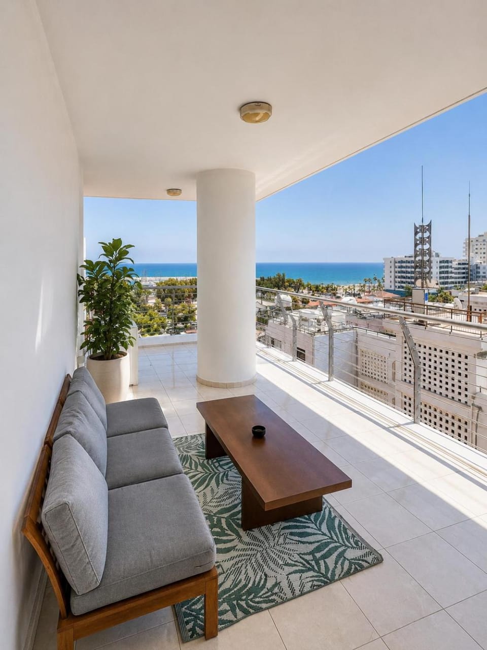 Patio, Day, Natural landscape, View (from property/room), Balcony/Terrace, Seating area, City view, Sea view