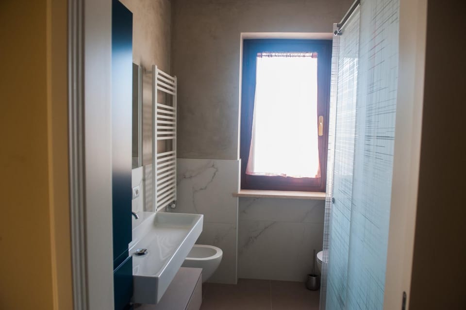 Bathroom, Living room