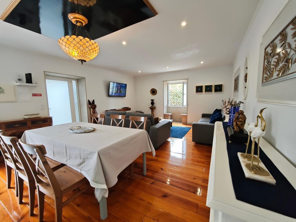 Communal lounge/ TV room, Dining area