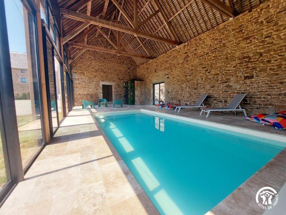 Sauna, Pool view, Swimming pool, sunbed