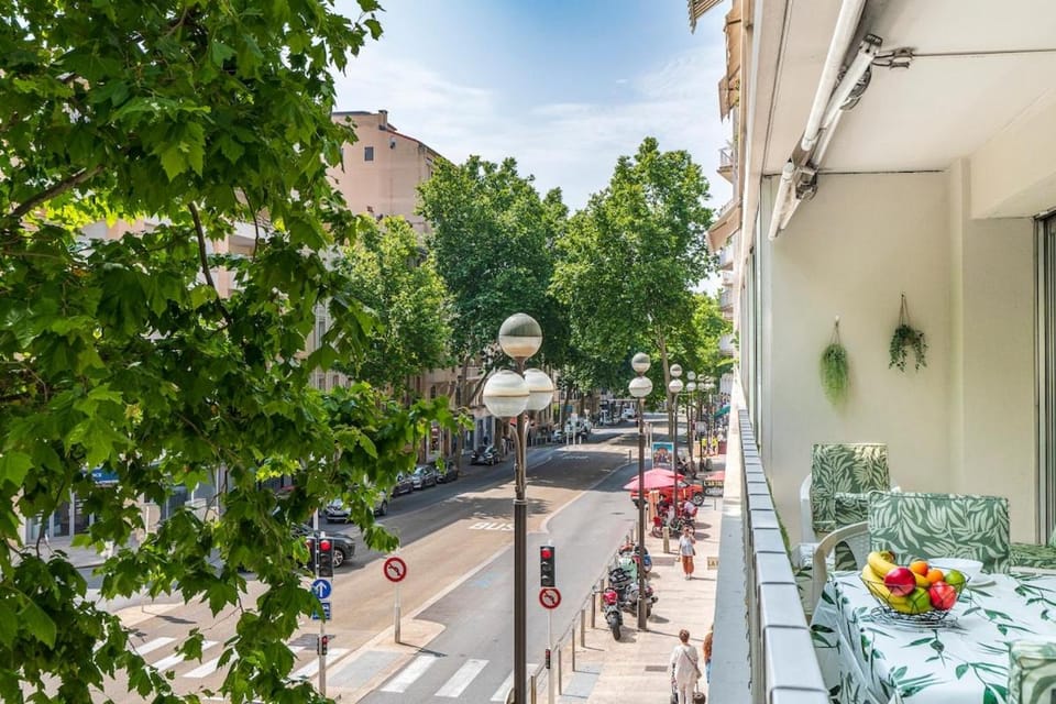 73 Carnot - Magnifique appartement proche plages et palais Apartment in Cannes