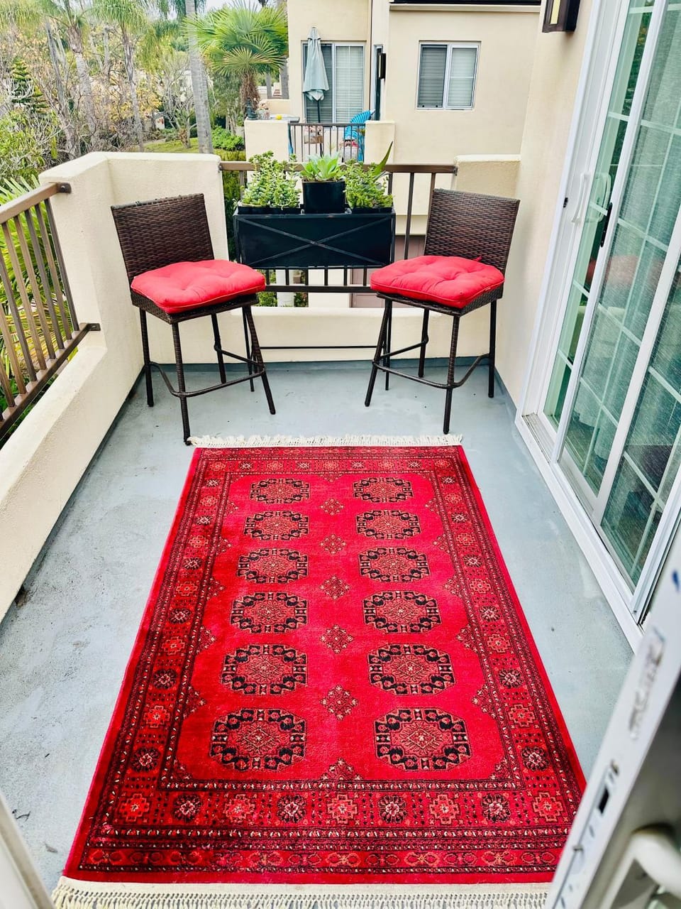 Private room in a 3 bed 2 baths condo Vacation rental in Santa Barbara