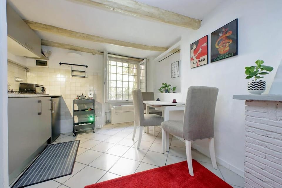 Al moro Apartment in Rome