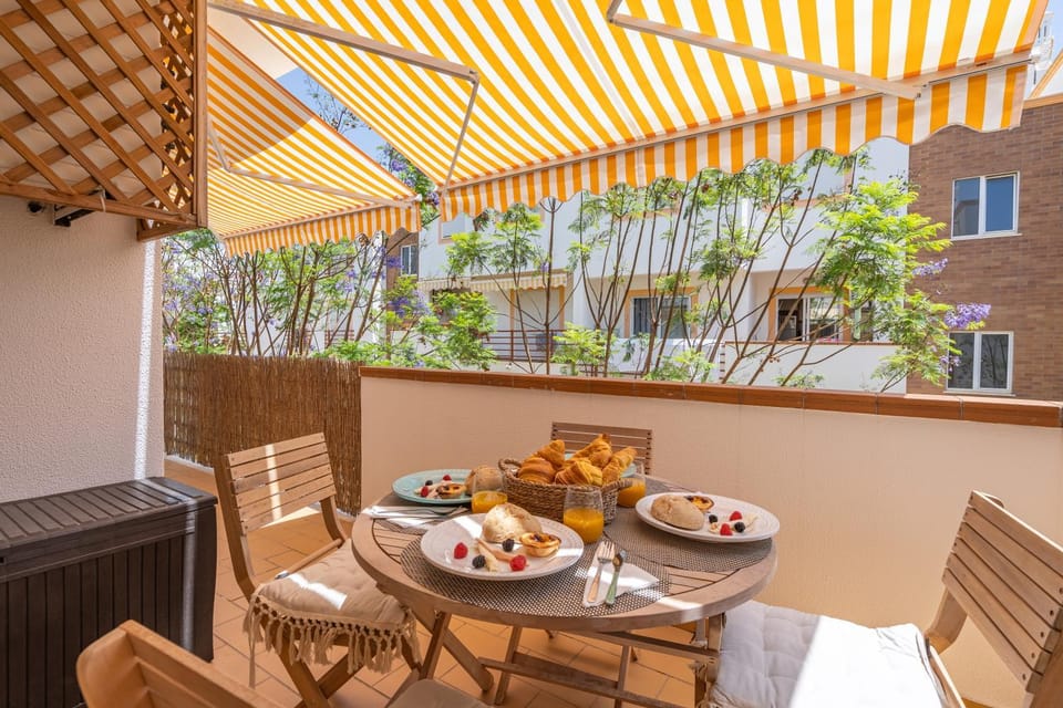 Patio, View (from property/room), Balcony/Terrace, Dining area
