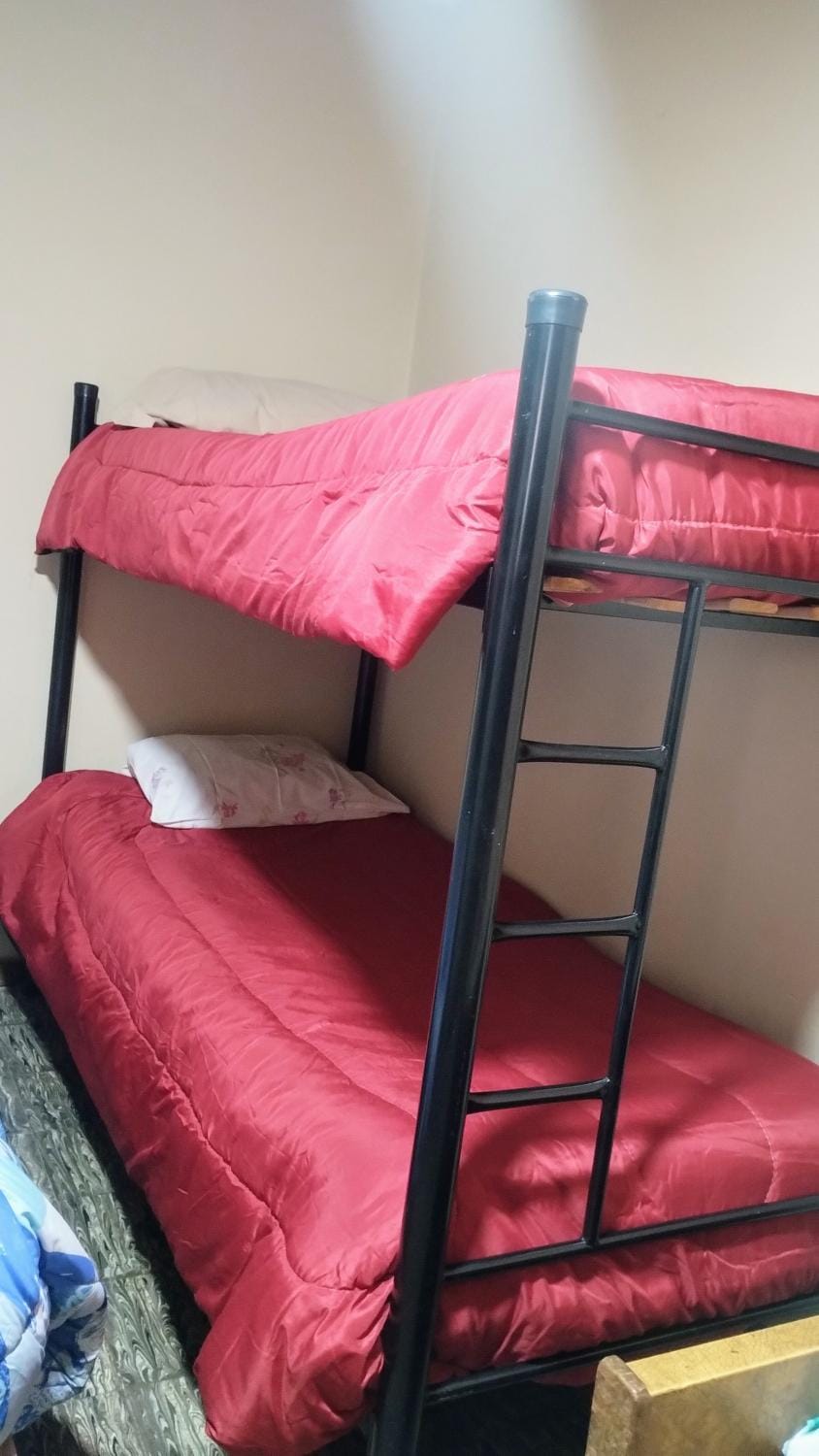 Bed, Bedroom, bunk bed