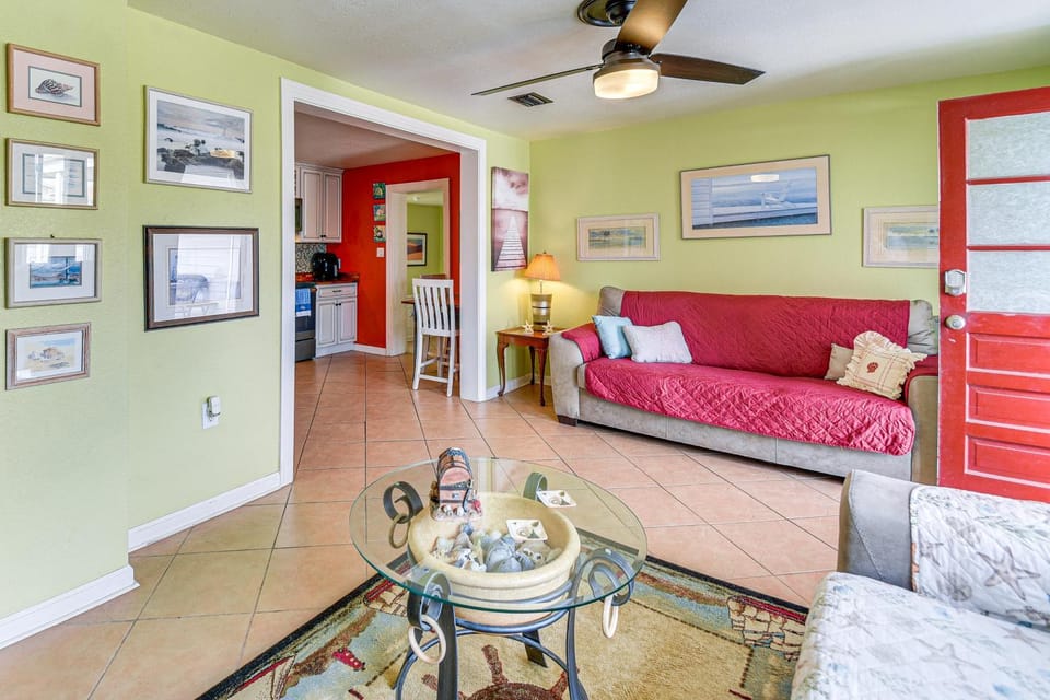 < 1/2 Mi to Beach Access + Pier: OBX Getaway House in Kill Devil Hills