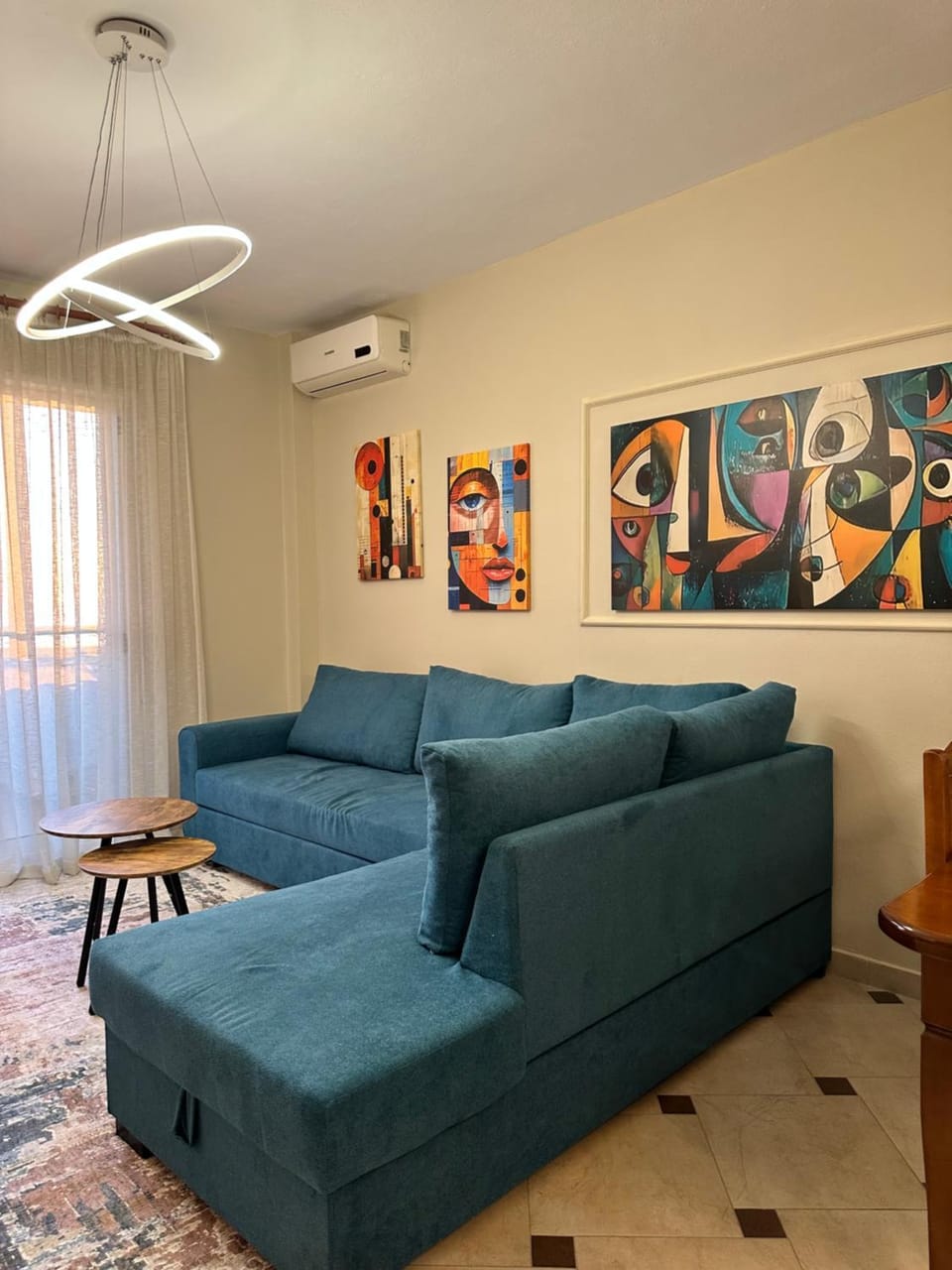 Living room, Seating area, air conditioner