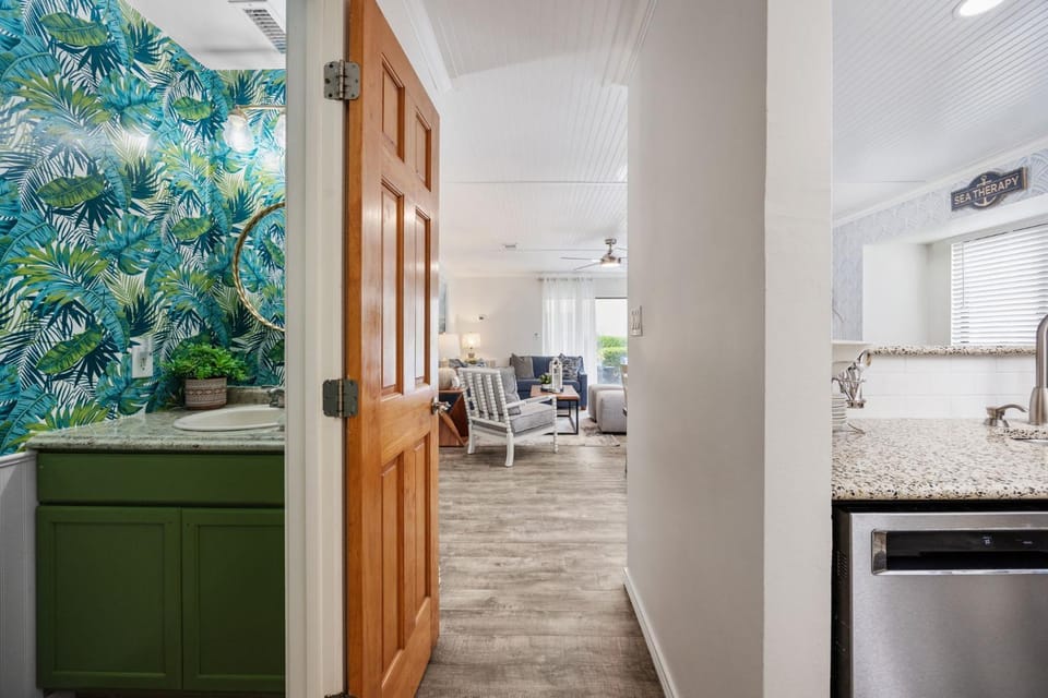 Bathroom, Kitchen or kitchenette