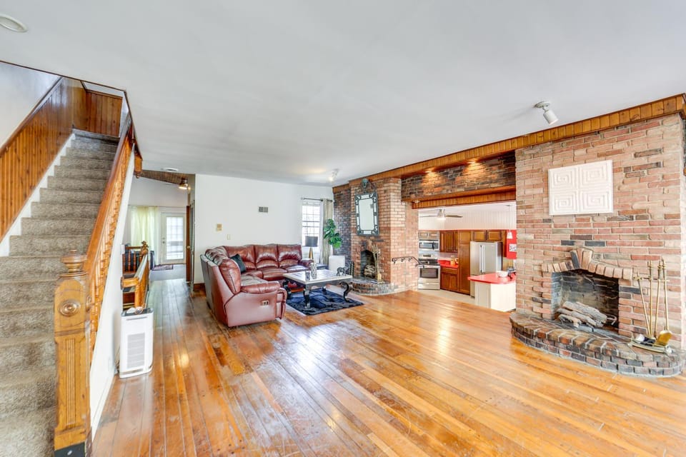 2 Mi to Dtwn Pittsburgh Family-Friendly Townhome! House in Pittsburgh