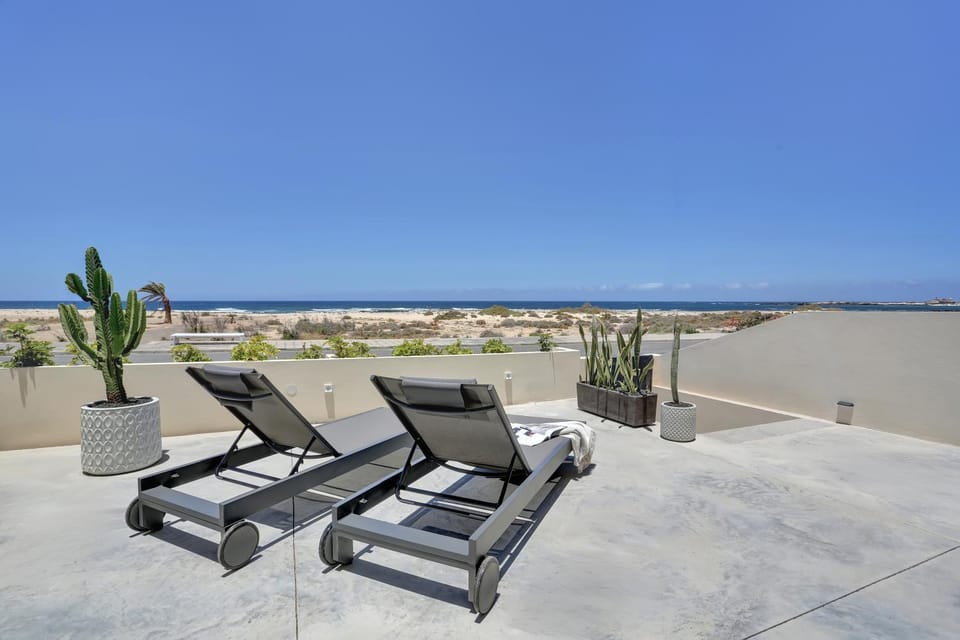 Kokomo beachfront Apartment in El Cotillo