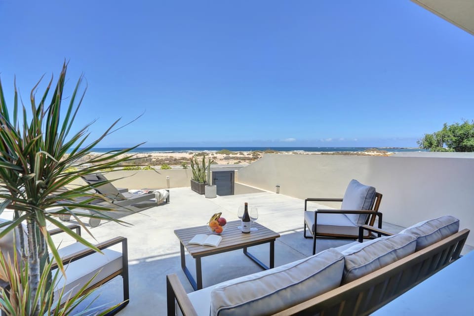 Kokomo beachfront Apartment in El Cotillo
