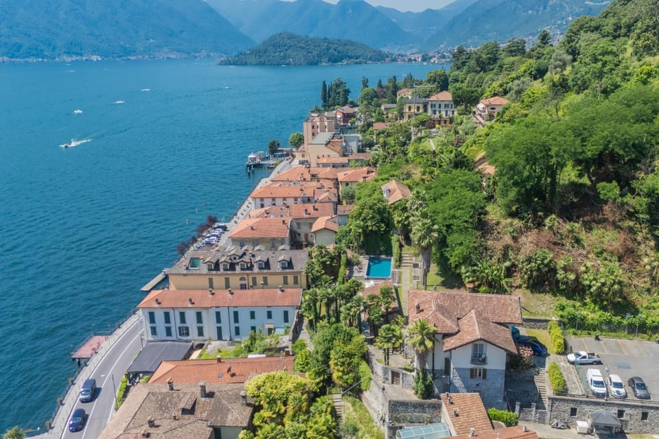 Property building, Nearby landmark, Day, Neighbourhood, Natural landscape, Bird's eye view, City view, Lake view, Mountain view, Street view, Location
