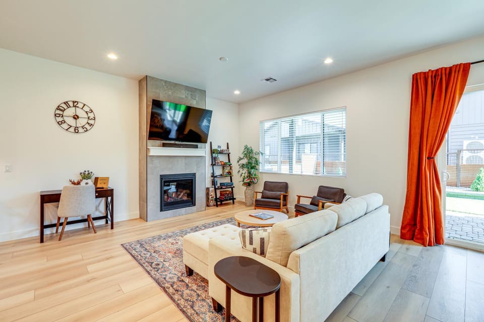 3 Mi to Dtwn Flagstaff: Family Retreat w/ Patio House in Flagstaff