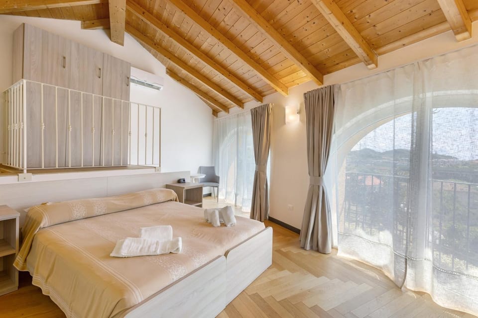 Property building, Living room, Bedroom