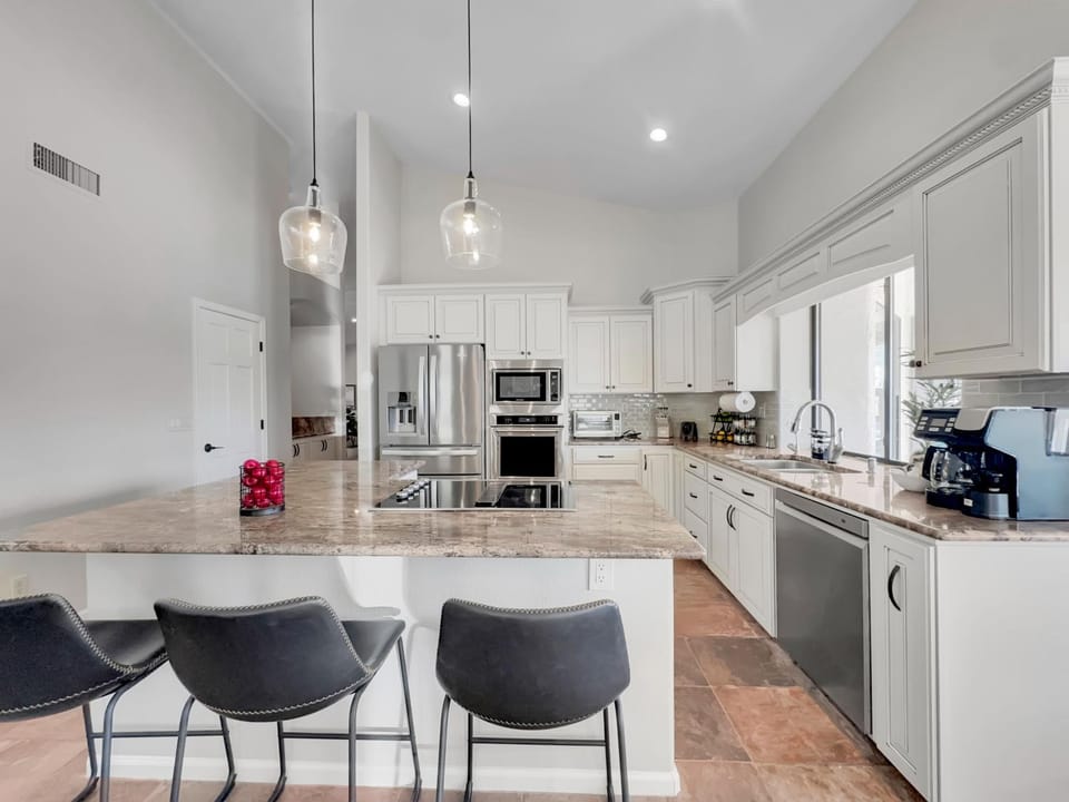 Kitchen or kitchenette, kitchen