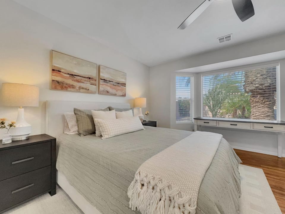 Bed, Bedroom