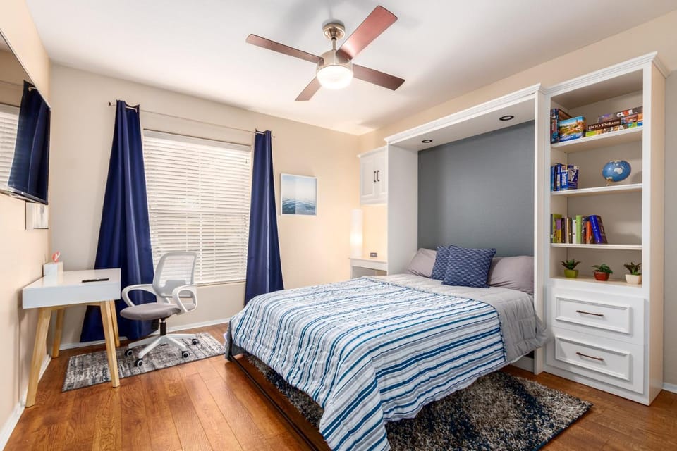 Bed, Bedroom