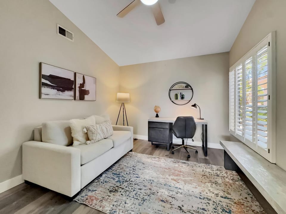 Photo of the whole room
