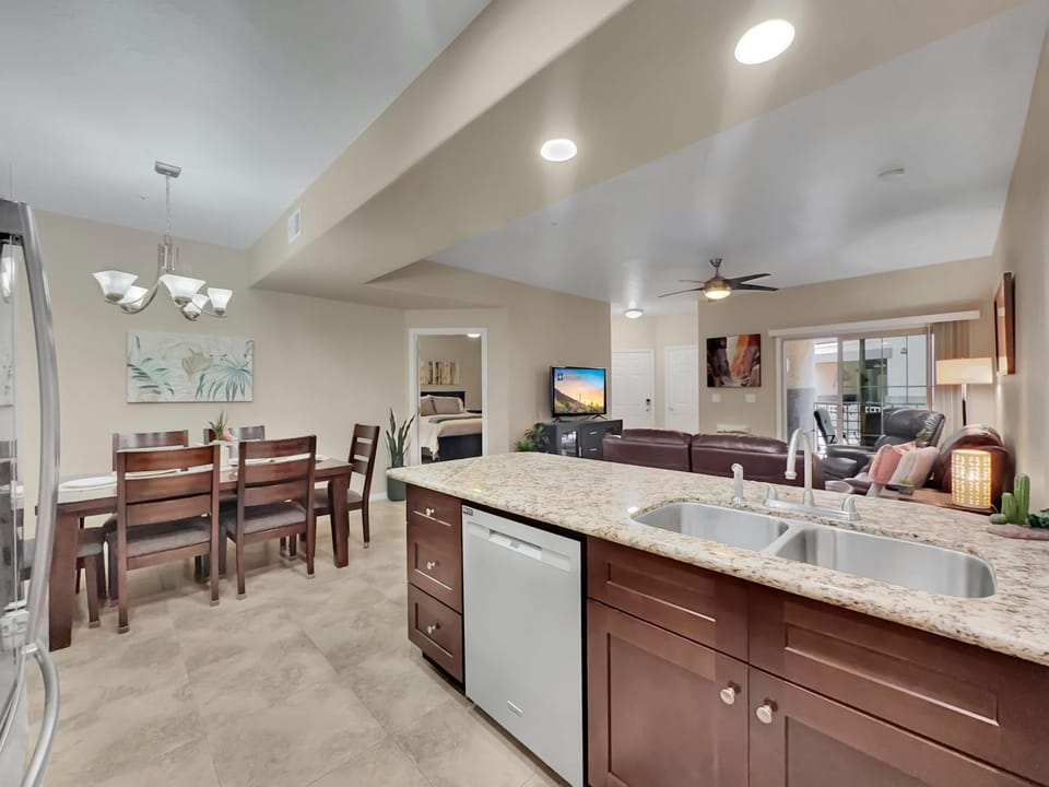Kitchen or kitchenette, kitchen