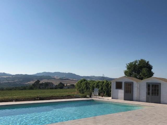 Evolution Camp Bed and Breakfast in Marche