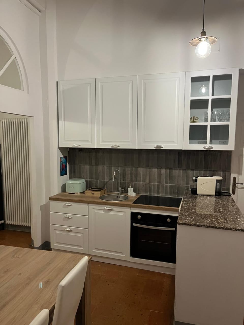 Kitchen or kitchenette, oven