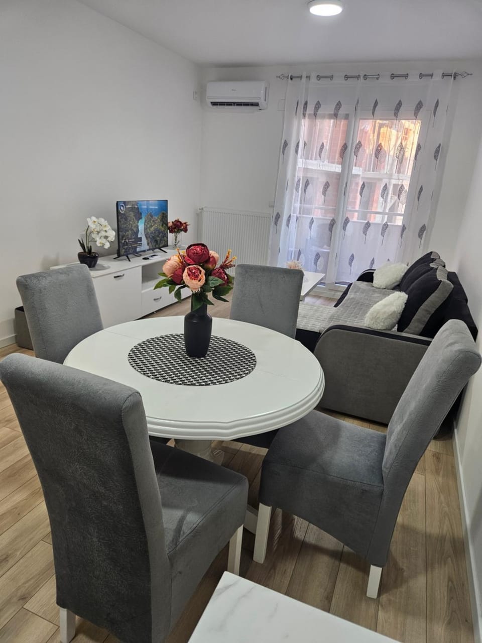 Miss LuX Apartment in Serbia